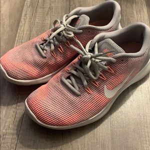 Womens Nike Running Shoes